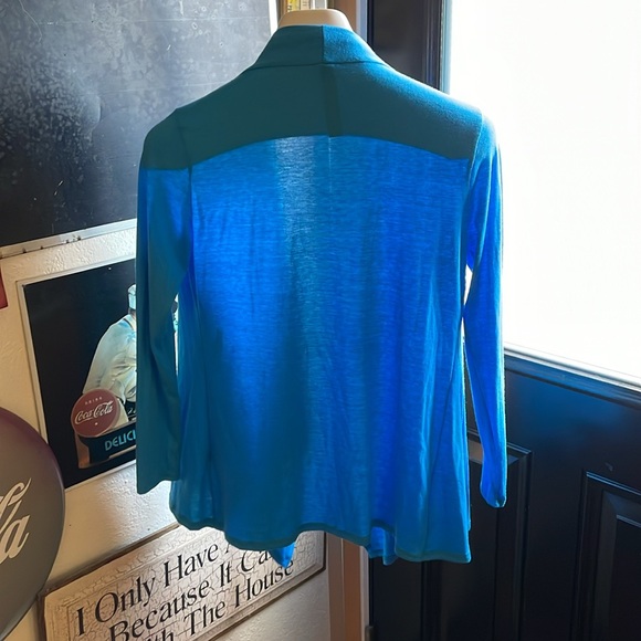 Brand New Isabella Rodriguez Size Small Cardigan - Picture 3 of 3